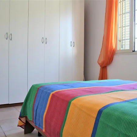 Arnesano Di Salentolimit Holiday home *